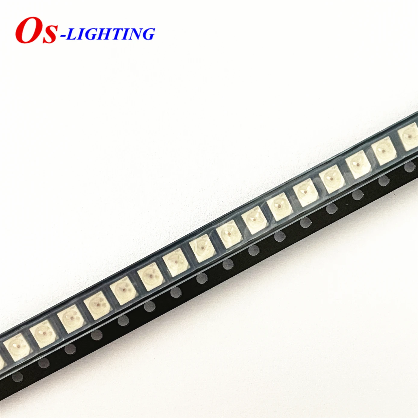 100 PZ LR E6SF LRE6SF 3528 LED ROSSO PLCC-4 CATODO COMON 2375MCD 2.05 V 50 mA 625-633nm originale