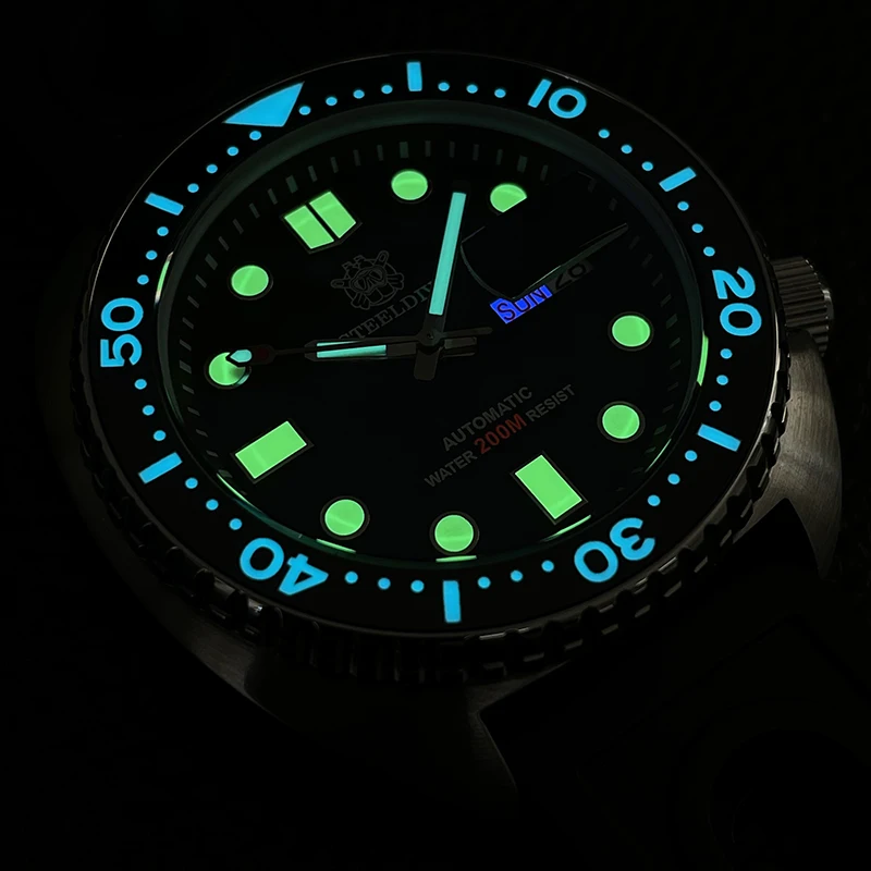 STEELDIVE Men Diver Watch Automatic Mechanical Wristwatch 200M Waterproof C3 Luminous Sapphire NH36 Magnifier Date Ceramic Bezel
