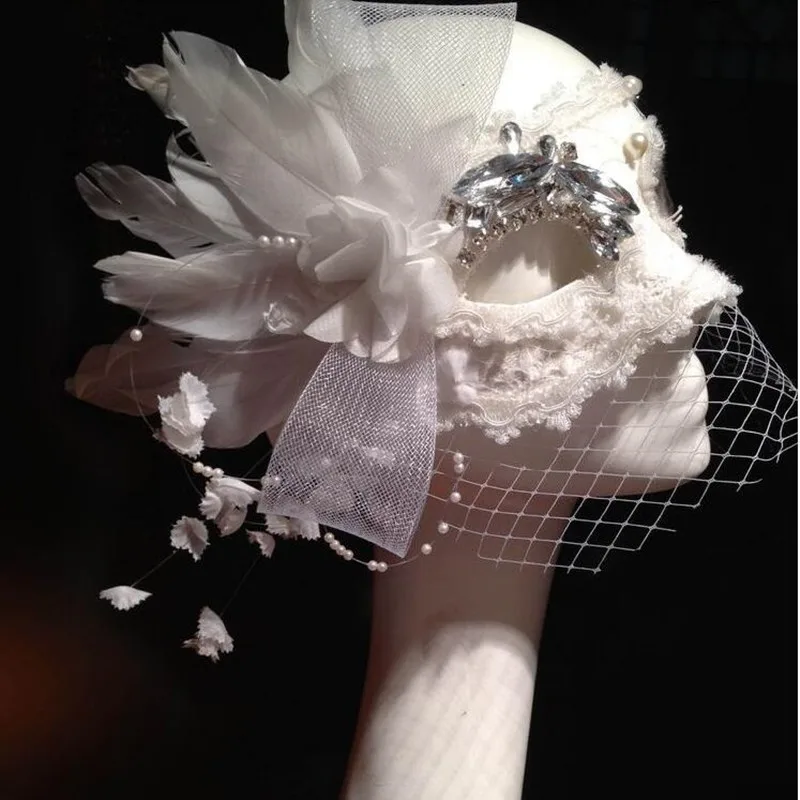 

H3310 Custom Masquerade Italian White Feather Lace Mesh Yarn Mask Women Princess Party Fashion Halloween Christmas Elegant Masks