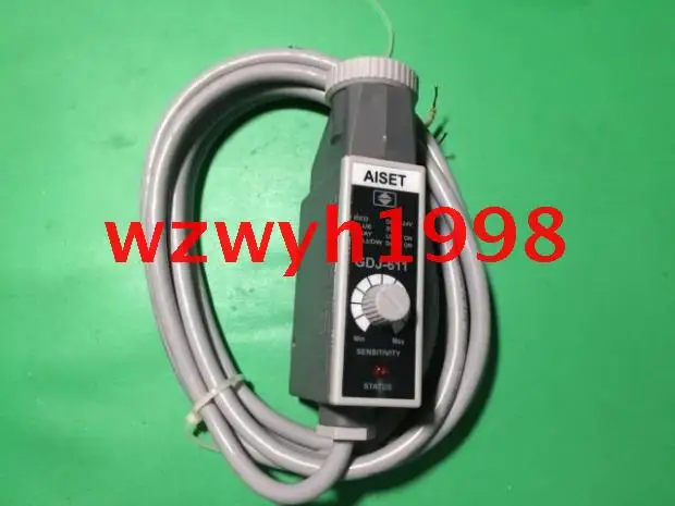 

Brand new original authentic Shanghai AISET color mark sensor photoelectric eye GDJ-611W GDJ611W free shipping