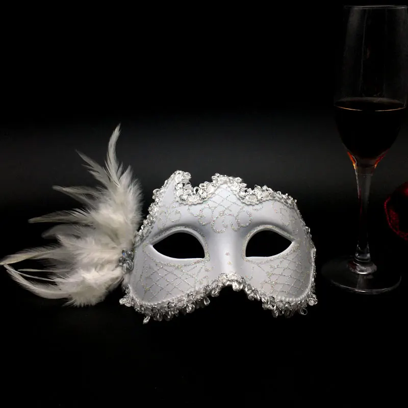 

Fashion Halloween Party White Feather Masquerade Mask for Adults, Female Princess Mask