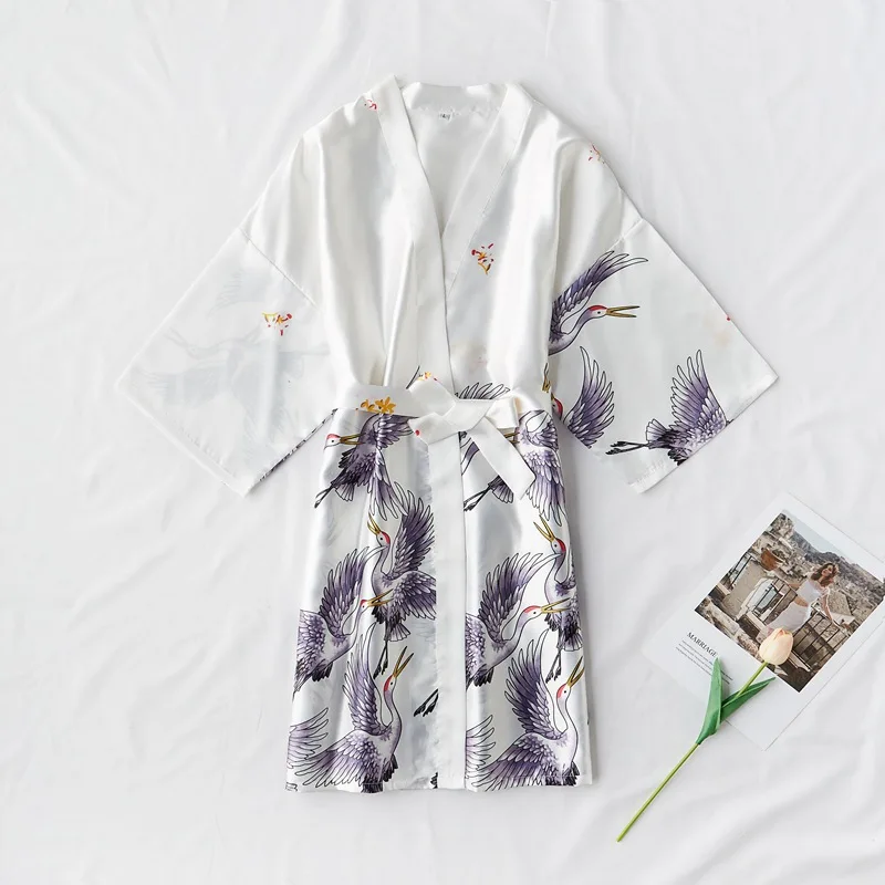 Bata de baño de satén para mujer, Kimono de seda, Sexy, a la moda, para novia