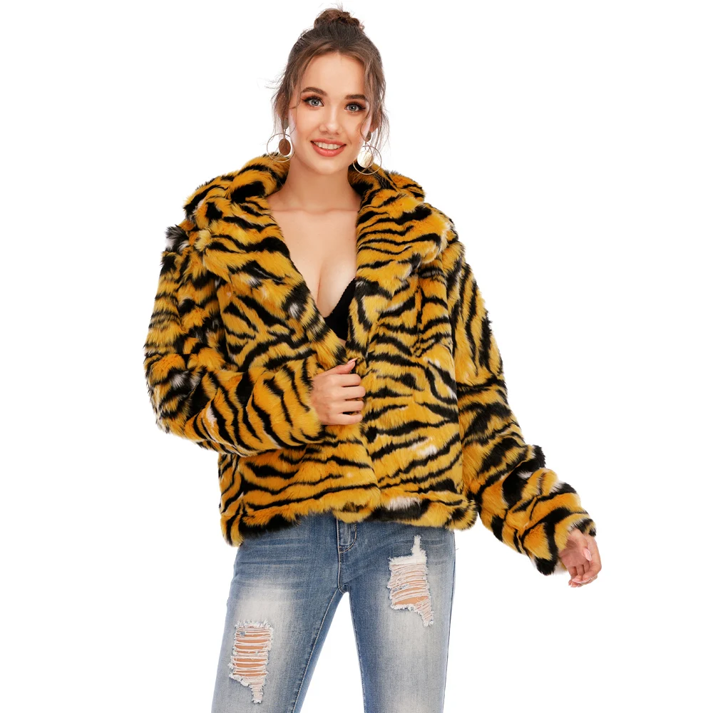 

Faux Fur Short Coat for Women, Casual Fashion, Leopard Print, Long Sleeve, Artificial Wool, Suit Collar, Plus Size Autumn Winter