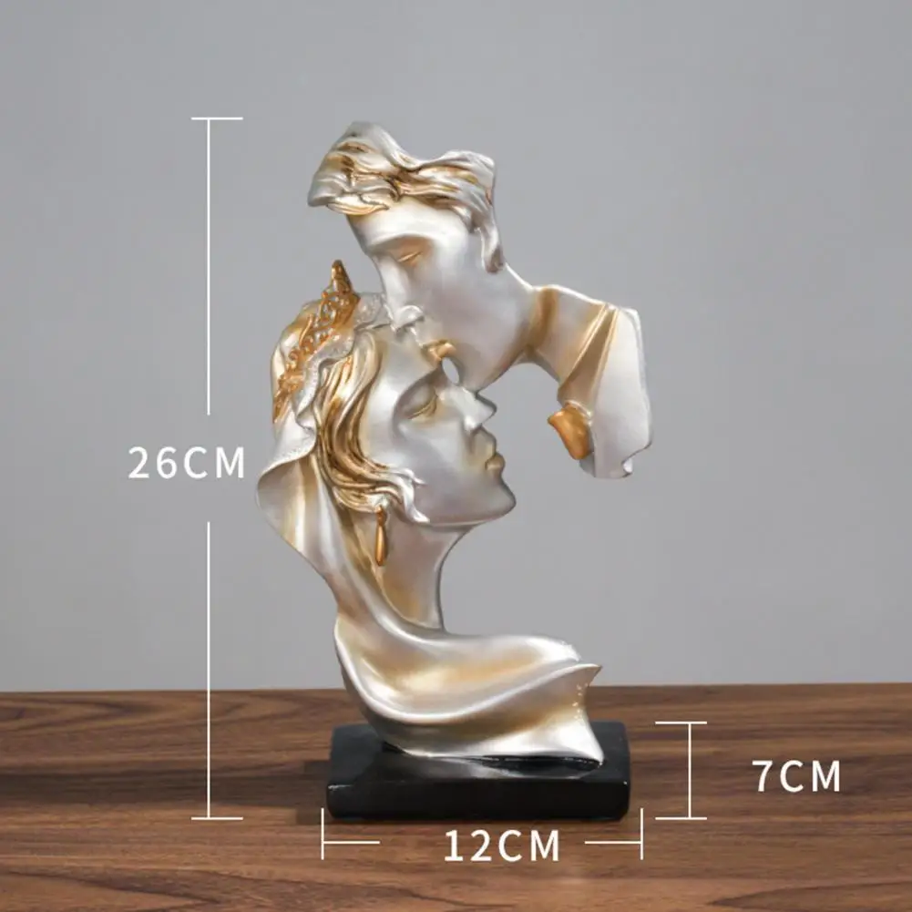 

Sculpture Exquisite Couple Gift Resin Creative One Kiss Deep Lovers Figure Statue for Home Decor