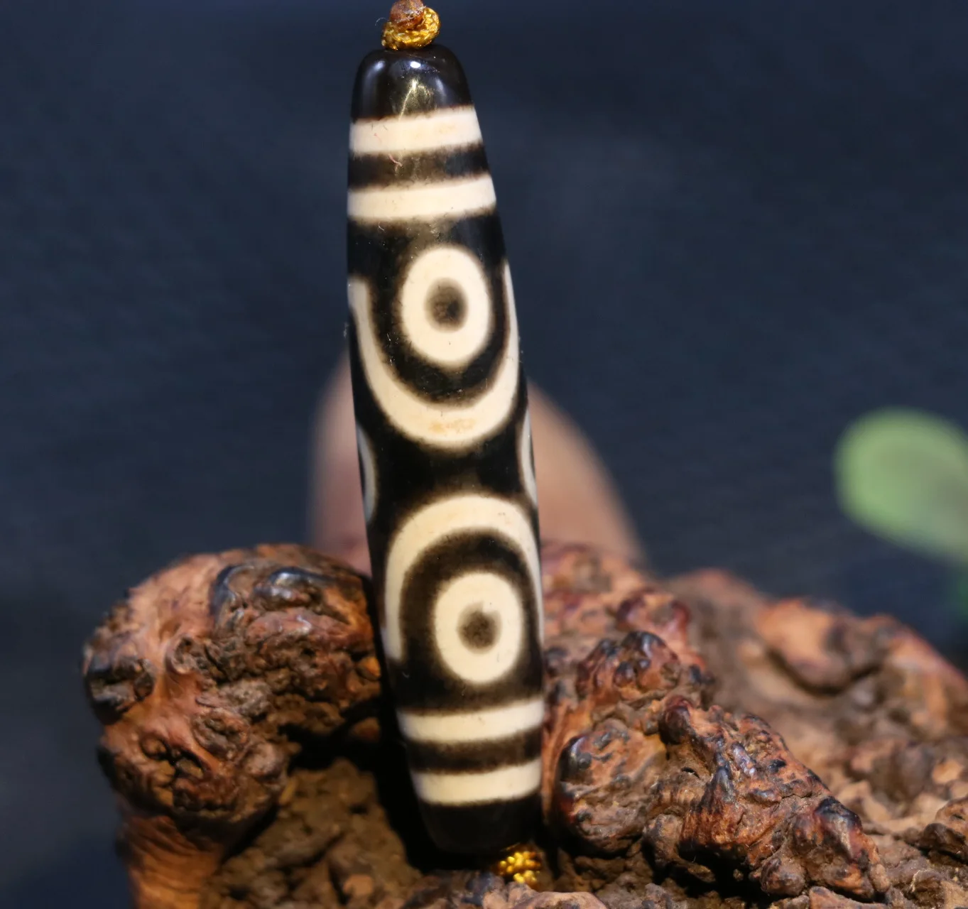 

Magic Energy Tibetan Old Agate 6 Eye 4 Line dZi Bead Totem Pendant Amulet 3A LZK LKbrother Talisman Treasure