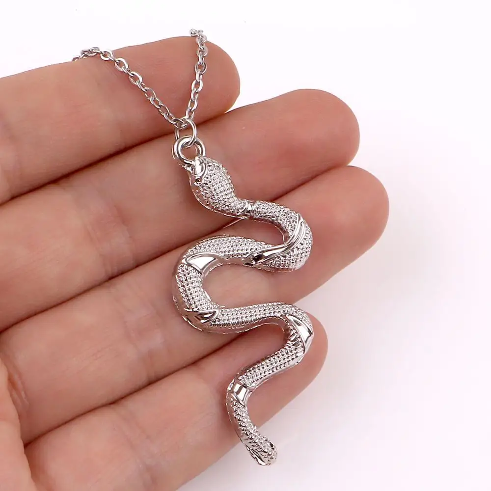 Snake Necklace New Animal Snake Dangle Women Pendant Necklace Minimalist Style Alloy Trendy Female Birthday Jewelry Gift Party