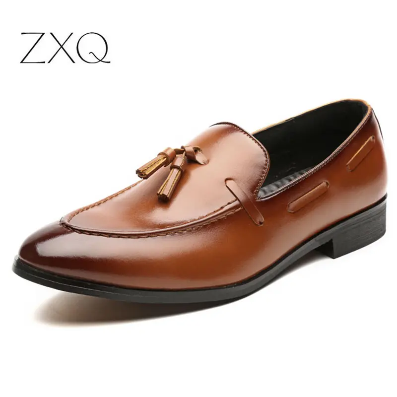 Fashion Summer Style Moccasins Men Loafers High Quality Patent Leather Tassel Slip On Shoes Men Flats Gommino Driving Shoes