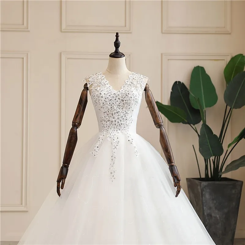 Ärmellose Brautkleider vestido de noiva klassisches Ballkleid mit V-Ausschnitt Luxus Kristall Robe de Mariee plus Größe leichtes Brautkleid