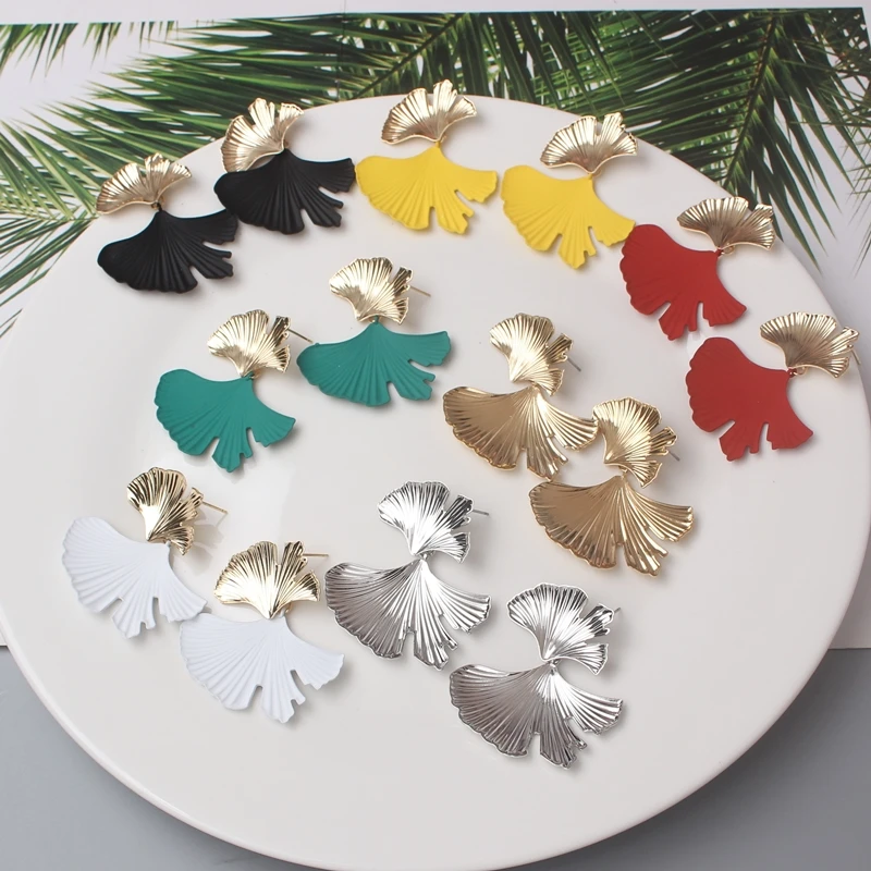 7 Colors Big Ginkgo Sector Leaf Earrings for Women Black Yellow Gold Metal Drop Earring Party Jewelry Valentine\'s Day Girl Gift