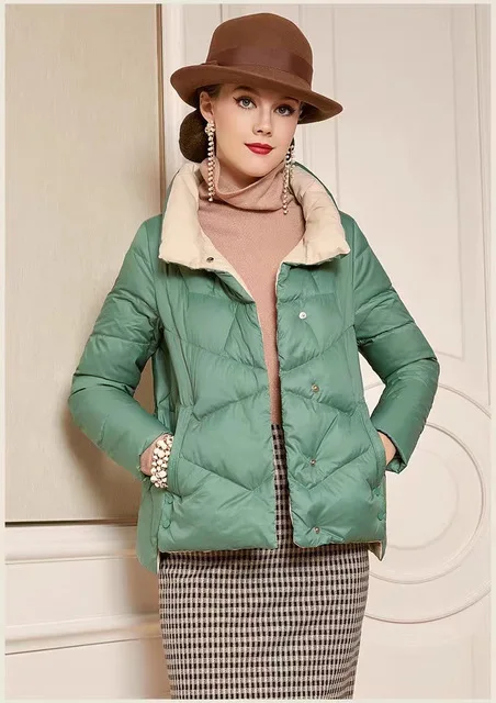 Off-season light down jacket women 2020 winter new style fashion slim off-season sale stand collar white duck down jacket F2214