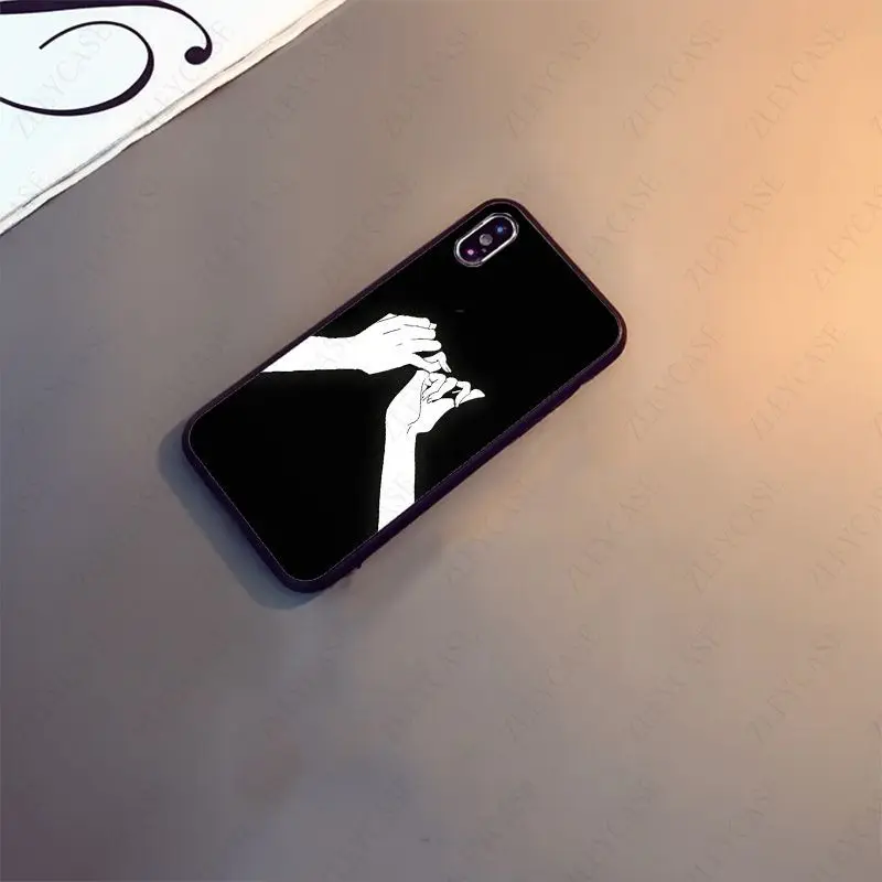 Minimalist line couple hand Love Phone Cover For iphone 15pro 11pro 13pro 14pro 12pro xs max 7 XR 12mini 15plus 13mini SE cases image 3