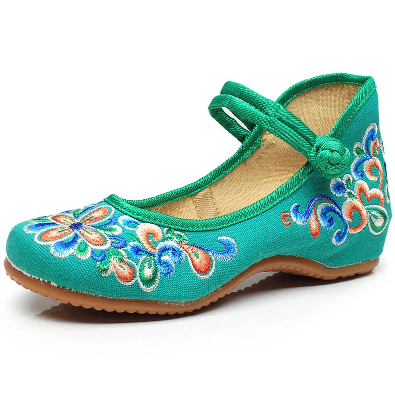 Spring autumn walking shoes women tourism female embroidery national wind single shoes cloth flats shoes zapatos mujer WSH2295