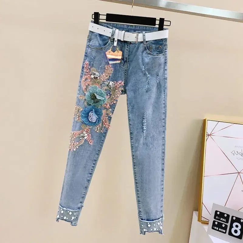 One-Piece/Set 2023 Summer New Women Denim Pants Beaded Embroidery Short-Sleeved + Small Feet Hole Jeans Female Two-Piece Suit425