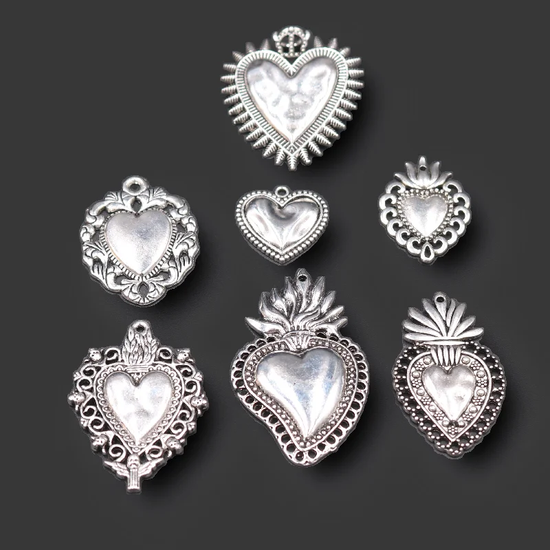 7pcs Mix Mexican Style Large Catholic Sacred Heart Amulet Pendants DIY Religious Charms Necklace Earrings Jewelry Crafts Making