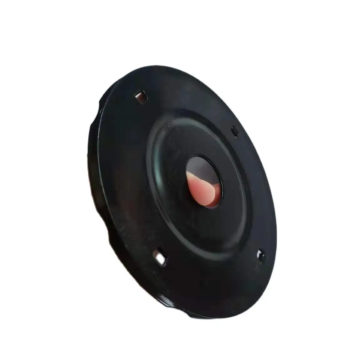 Testa di mangiatoia per erba