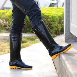 Men Rain Boots Workplace Kitchen Waterproof Anti-skip Anti-oil Labor Shoes Male Rainy Car Washing Men's Shoes tyu78