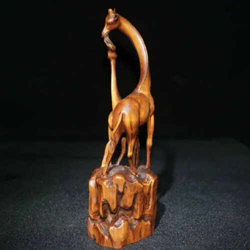 ML004- 21.5 x 7.7 CM Stunning Boxwood Figurine Carving: Giraffe