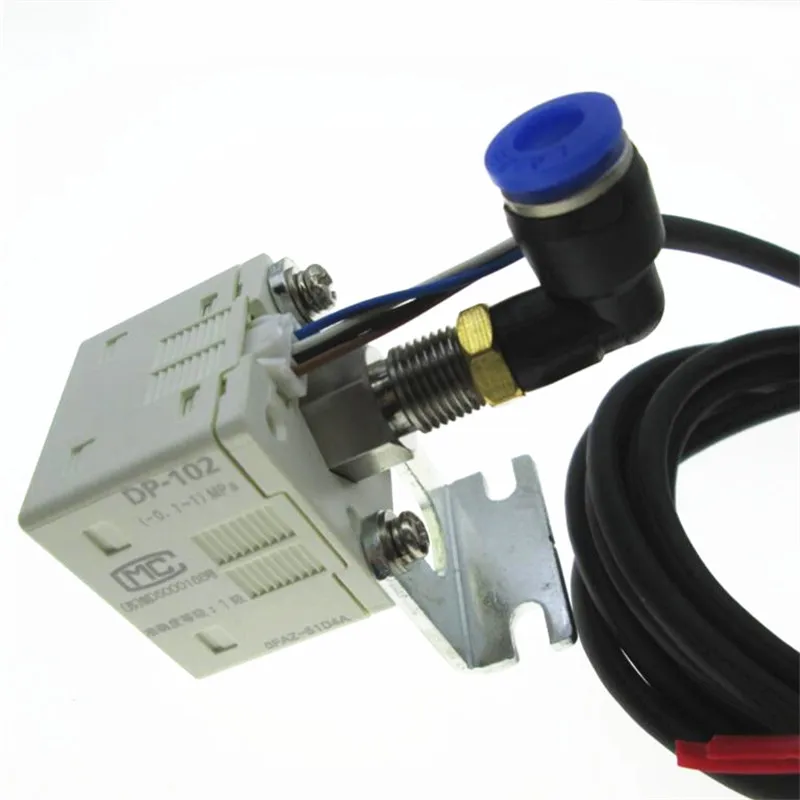 NEW DP-102 Digital  pressure sensor DP102  Vacuum negative digital display pressure sensor