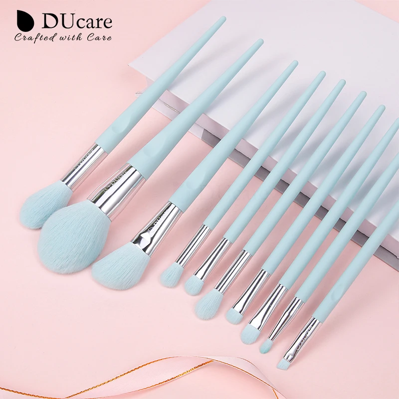 DUcare 10PCS Blue Makeup Brushes Large Powder Foundation Blush Eye shadow Brushes Highlighter Makeup Tools  With Holder