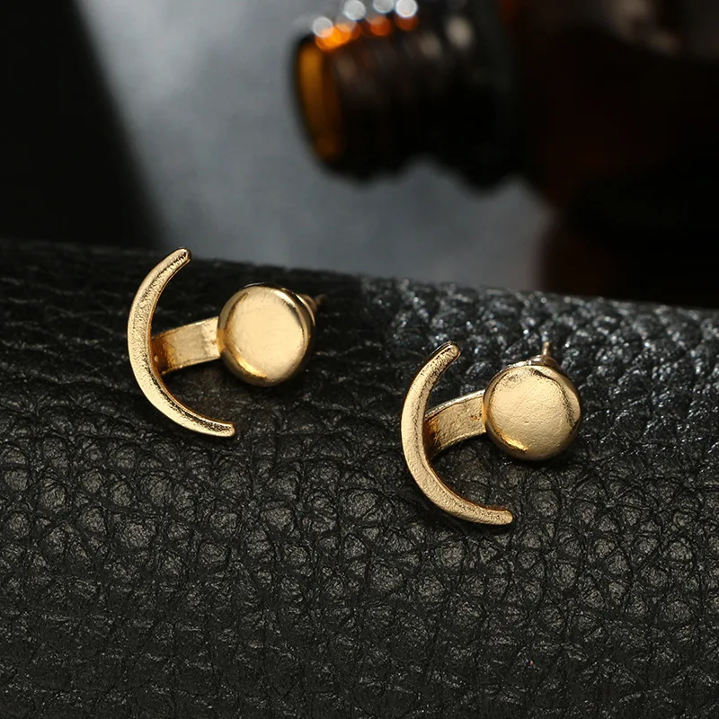 Pendientes geométricos redondos de aleación y luna para mujer, accesorios de joyería simples, pendientes de tuerca, otoño e invierno, 2023