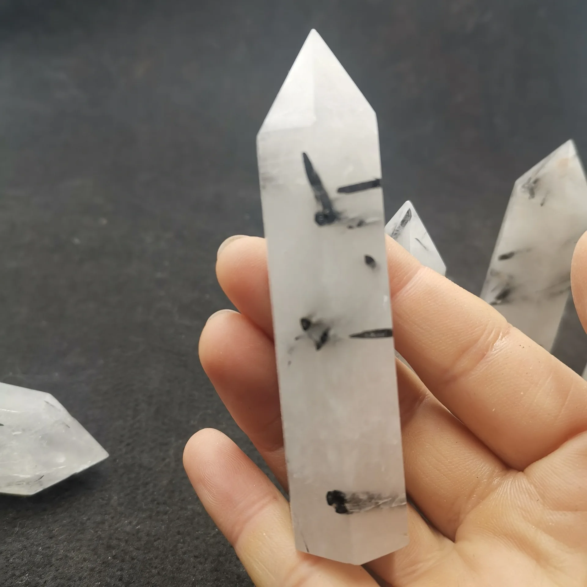 

Natural Crystal Black Tourmaline Quartz Point Healing Stone Hexagonal Prisms 50-80mm Obelisk Wand Treatment Stone DIY Gift 1PC