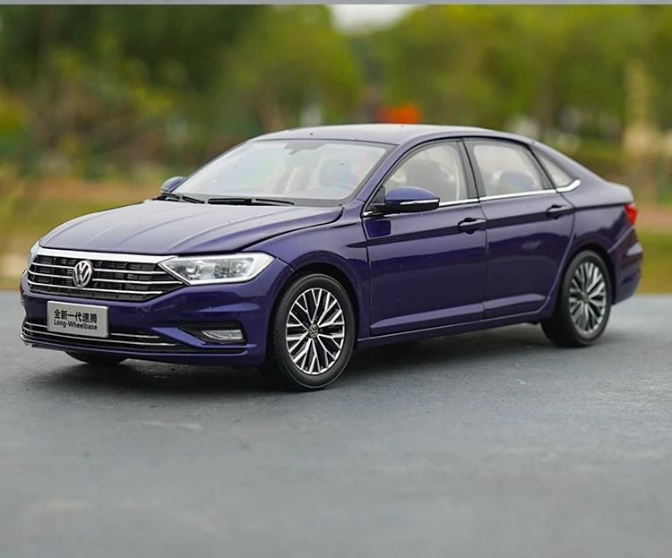 Original authentic 1:18 VW new generation 2019 Sagitar diecast car model for gift, toys, collection