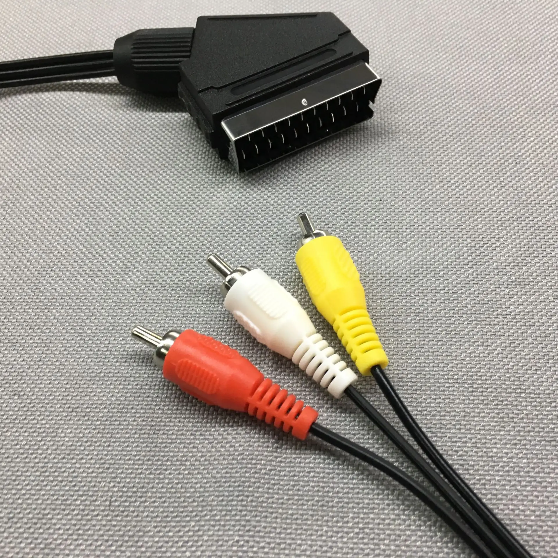 Cabo adaptador AV de áudio/vídeo de 21 pinos SCART para 3 RCA para AV, TV, Digital, DVD