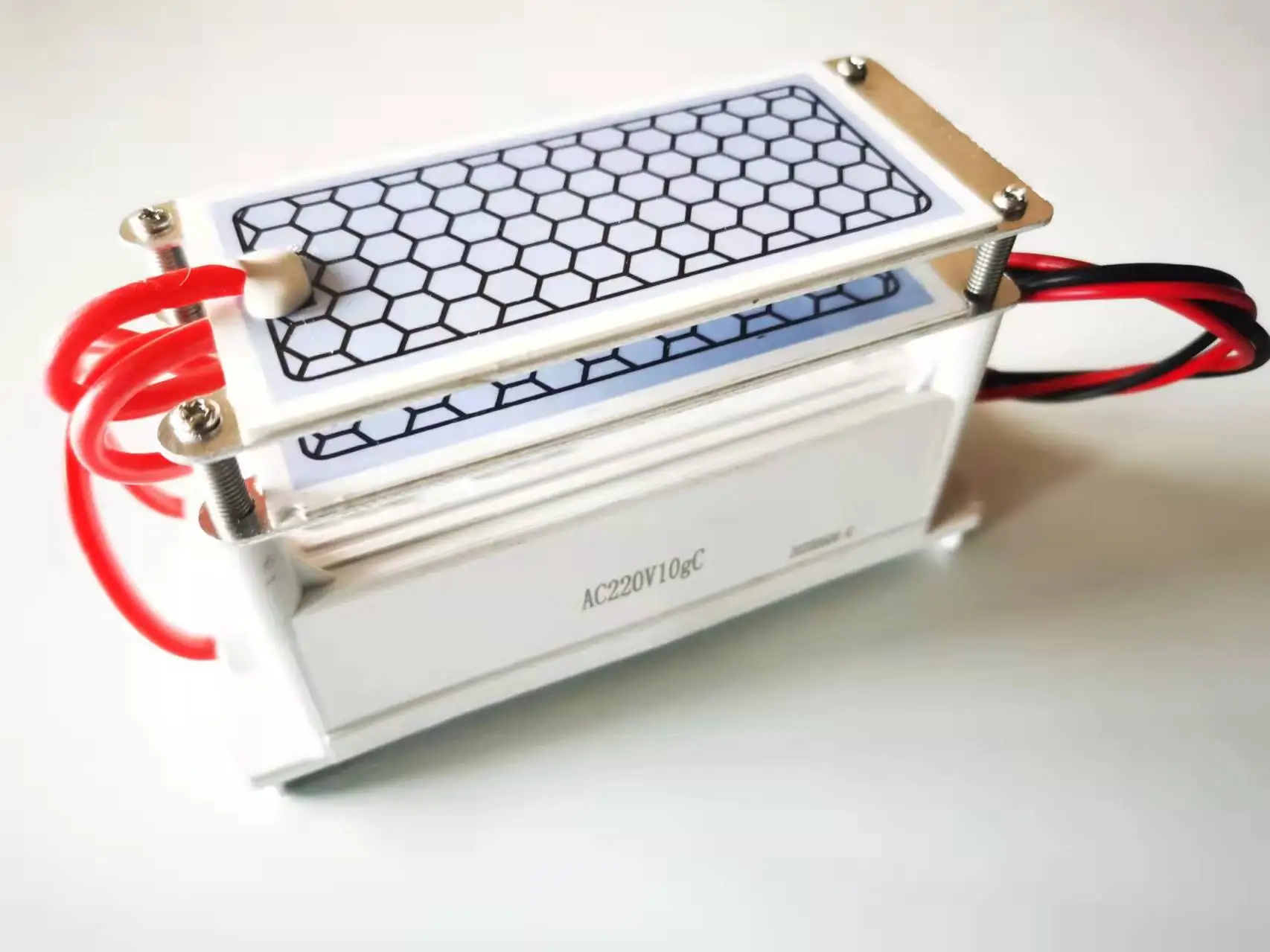 

Озонатор керамический для очистителя воздуха, 10 г, 220 В