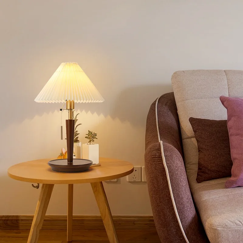 Asian Popular Solid Wood Fabric Shade LED Table Lamp E27 Hot Sell Decoration Table Lights E27 Nordic Style  Reading Light