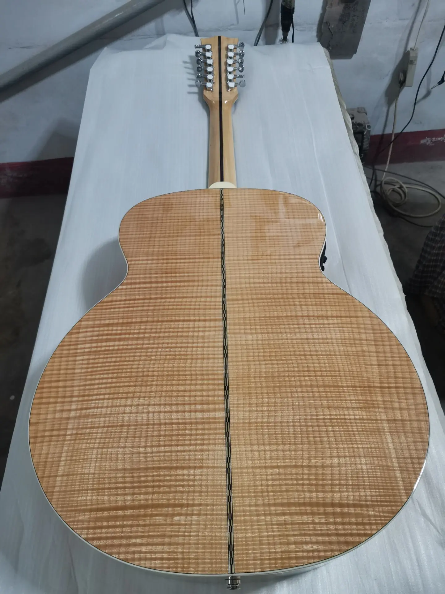 Custom Jumbo Body Natural Flame Maple Electric Acoustic Guitar, 12 Strings, Free Shipping