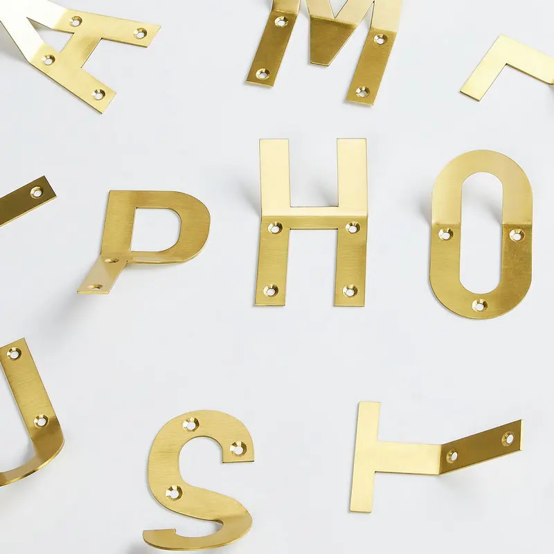 

Letter-cap-hook Personality Brass Hook Decorating Creative Alphabet Hook on the Wall of Xuanguan Gate