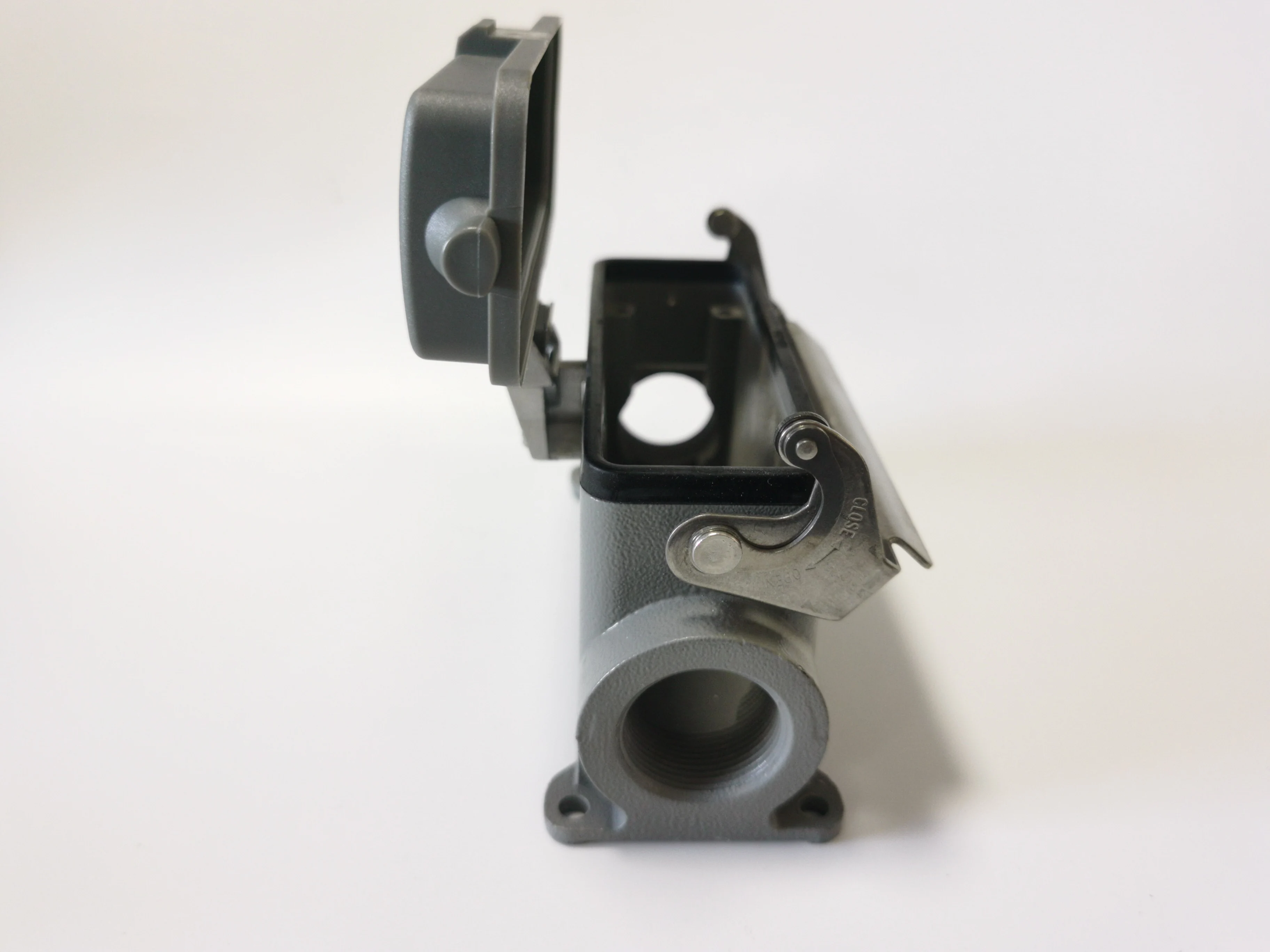 

HDXBSCN Промышленный прямоугольный разъем для тяжелых условий эксплуатации HDC HE-024 Han B 24-жильный корпус 16 А с крышкой