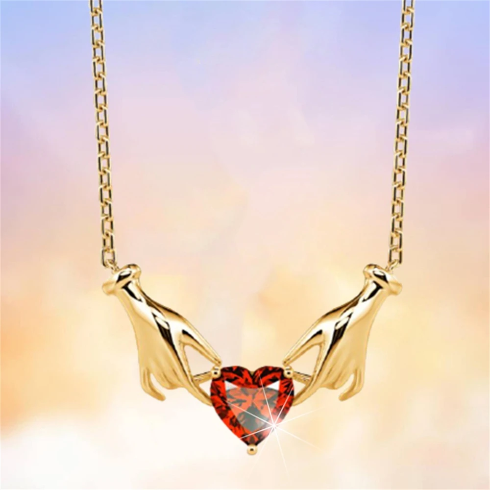Necklace for Women Exquisite Women's Red Crystal Heart Pendant Necklace Romantic Ladies Anniversary Gift Personality Jewelry