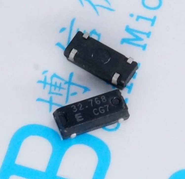 10PCS MC-306 32.768K SMD passive crystal oscillator 4PIN 32.768KHZ 3.8*8MM