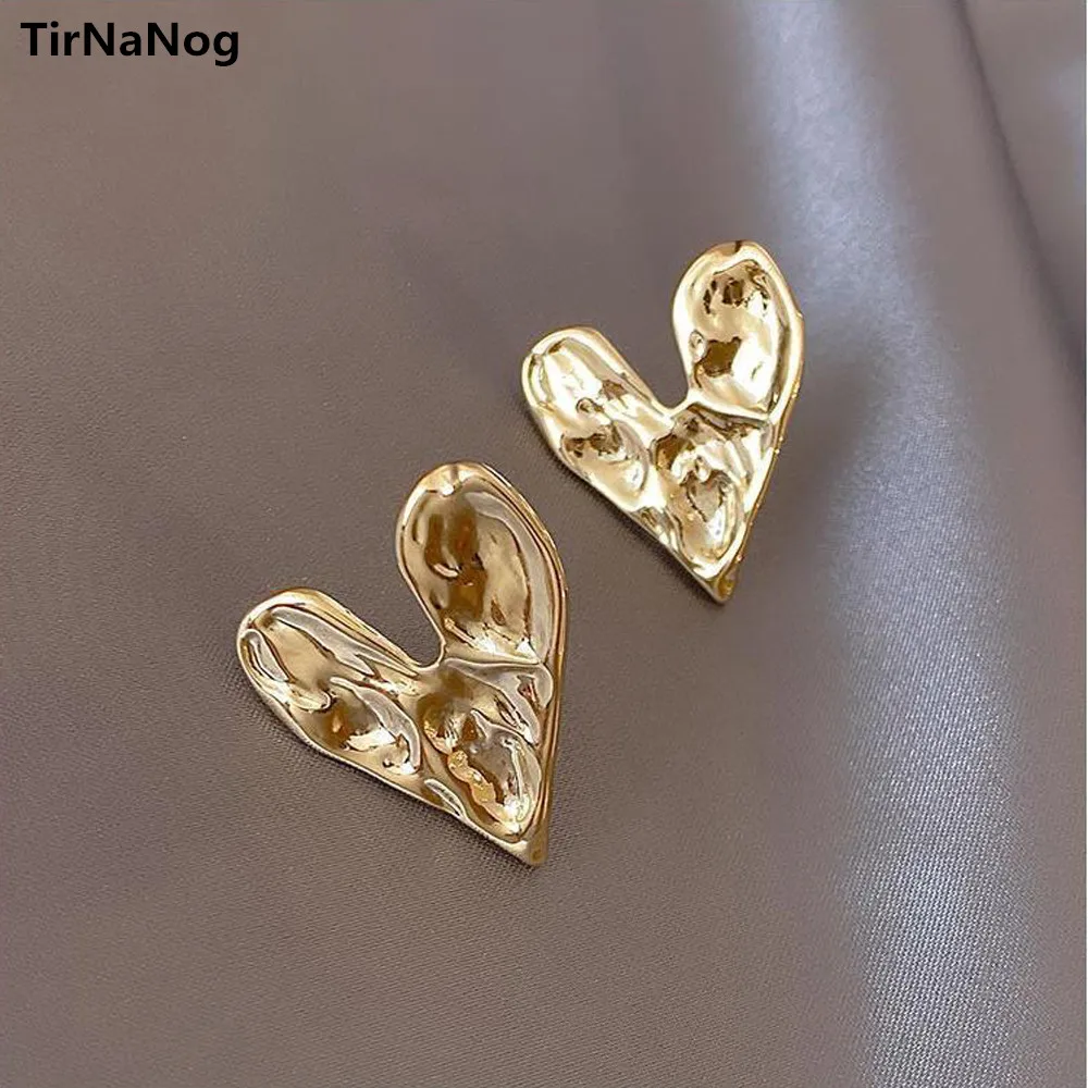 

European And American Fashion Exaggerated Atmospheric Metal Heart-Shaped Earrings Contracted Irregular Geometrical Stud Earrings