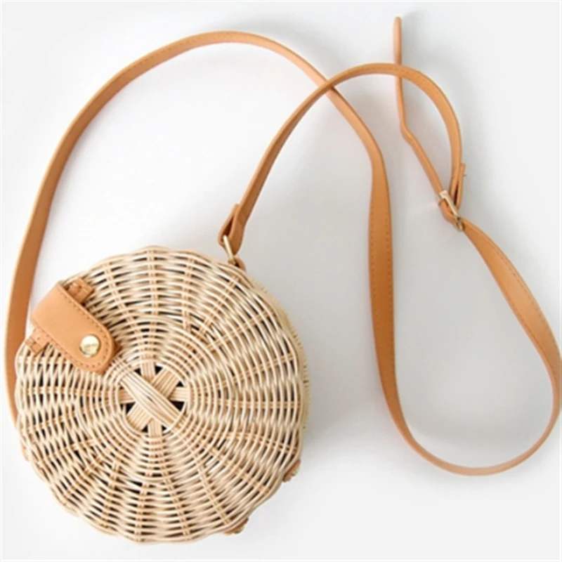 

Circular Casual Rattan Bag 2024 Ins Summer Purse Handmade Bali Beach Shoulder Belt Bags Woven Bohemian Handbag Sac A Main