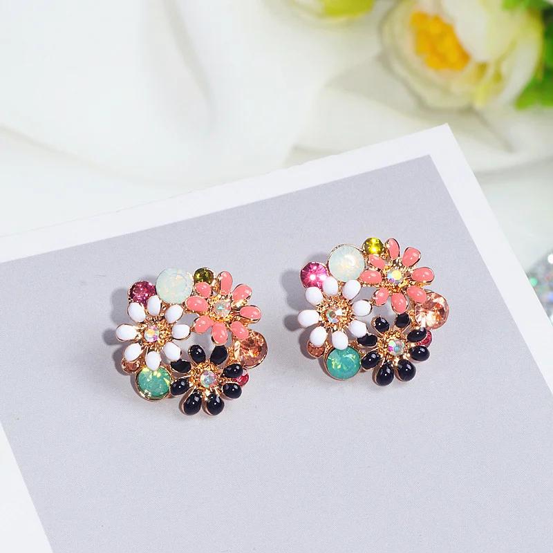 2024 New Trendy Cute Sweet Crystal Flowers Stud Earrings for Women Charm Elegant Big Earring Wedding Party Jewelry Accessories