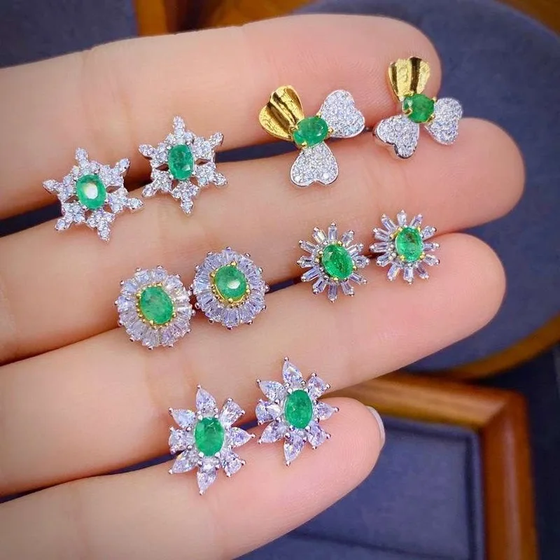 Natural Emerald Women's Earring 0.6 Carats Precious Emerald Stud Earring Romantic Classic Style for Anniversary Gift