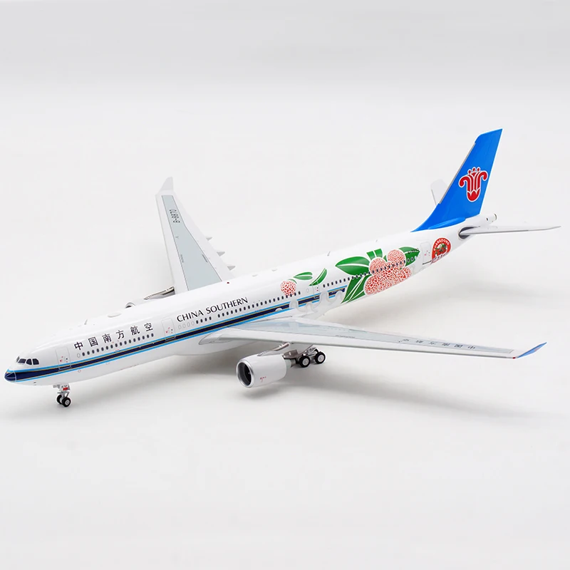 1:200 Scale Southern Airways A330-300 Airlines Model with Base Alloy Aircraft For Collectible Souvenir Show Gift Toys