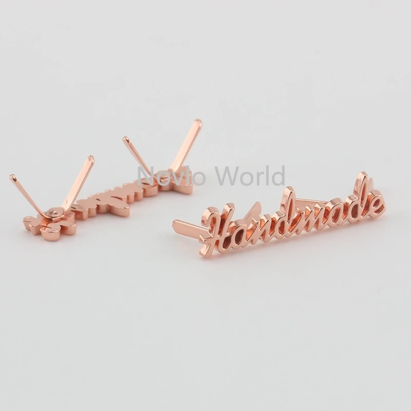 10-50 stuks, 4 kleuren rose goud handgemaakte label, aanpassen handgemaakte letters metalen label logo voor DIY purse tassen