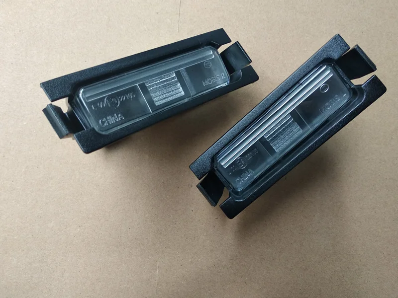 Rear license plate light assembly rear license plate light for Hyundai Accent 2012-2014 OEM 925011H500 925021H500