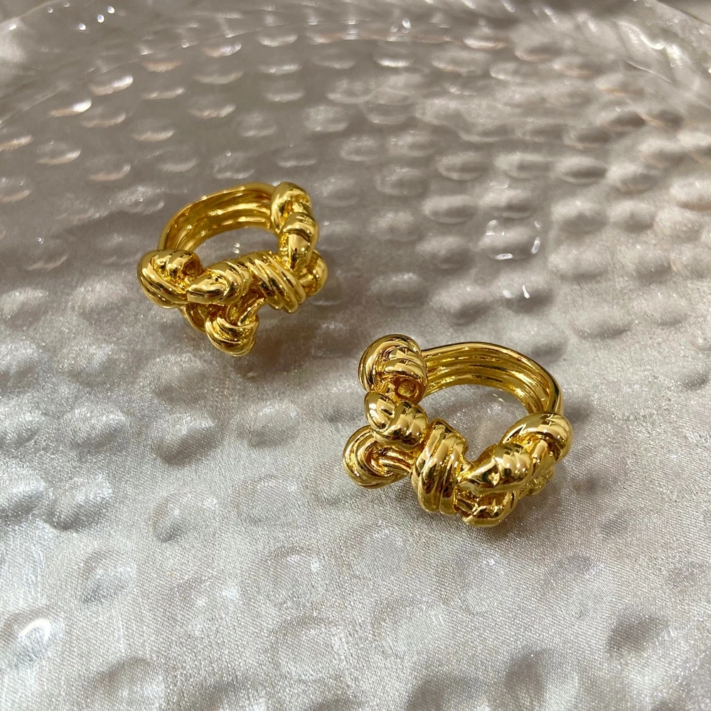 

Brass With 18K Gold Twist Knot Statement Rings Solid Ring Women Jewelry Designer T Show Club Cocktail Party Rare Japan Korean