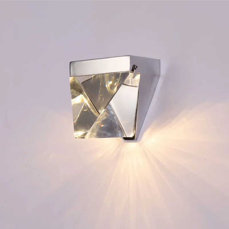 

Light luxury crystal small wall lamp bedside aisle staircase bedroom study personality exquisite crystal full copper wall lamp