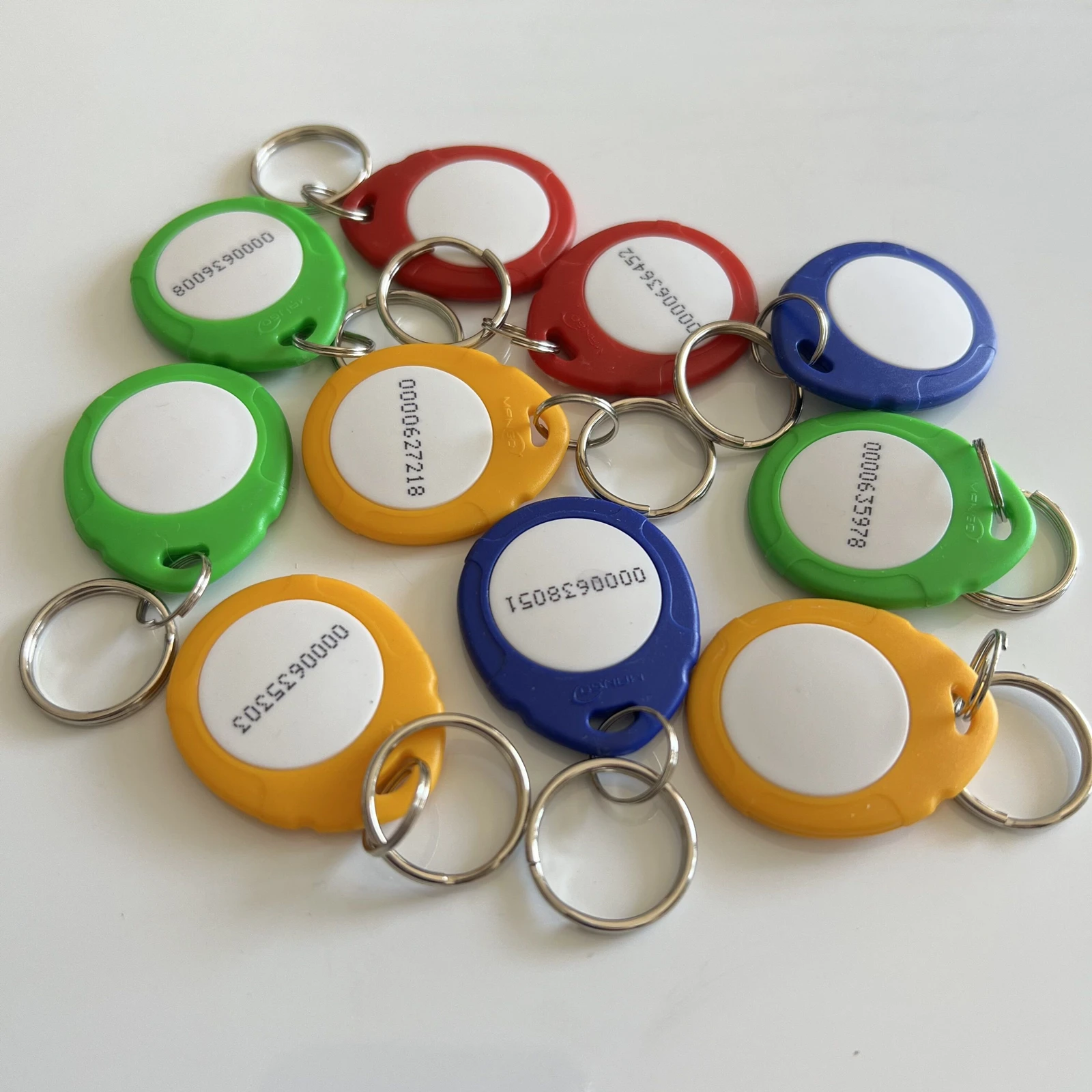 

10pcs RFID Tag 125KHz Proximity RFID Card EM4100 TK4100 Keyfobs Door Access Control Smart Card Color ID Key Chains