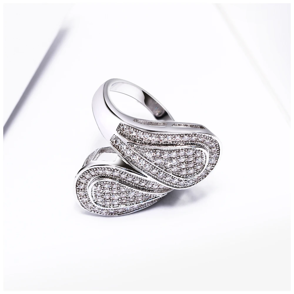 Luxury 925 Sterling Silver Ring jewelry Unique Designed Women Deluxe Party Quality Paved Setting Simulated Diamond Rings