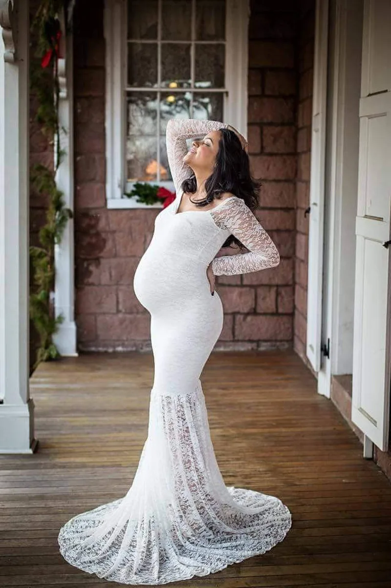 

2024The spring and autumn period and the sweet dress lace pregnant women led a word photography