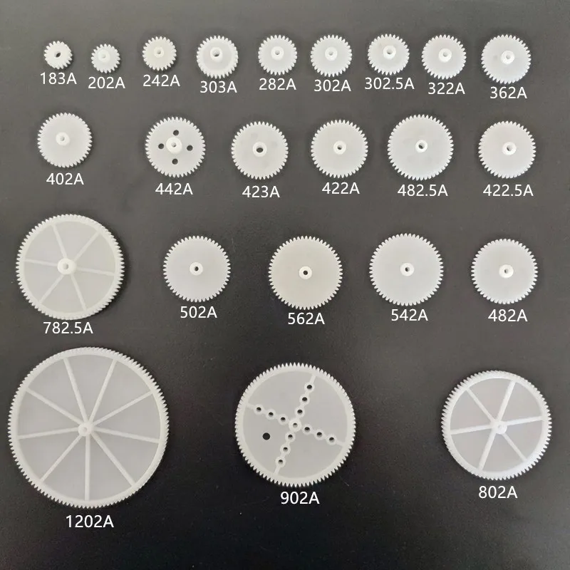 23 tipi M0.5 ingranaggi in plastica a strato singolo ABS albero motore denti ingranaggio giocattoli fai da te parti di elicotteri Robot