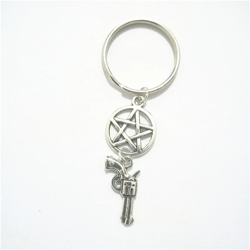 1pcs Pentagram Key Chain, Gun KeyChain, Witchcraft Keyring, Pagan Jewelry, Gift for Women Man Keychain Dropshipping