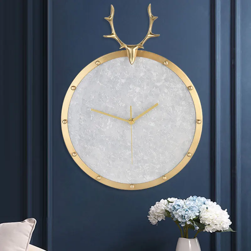 Simple nordic modern wall clock copper frame creative clock deer head decoration mute wall clock home living room clock