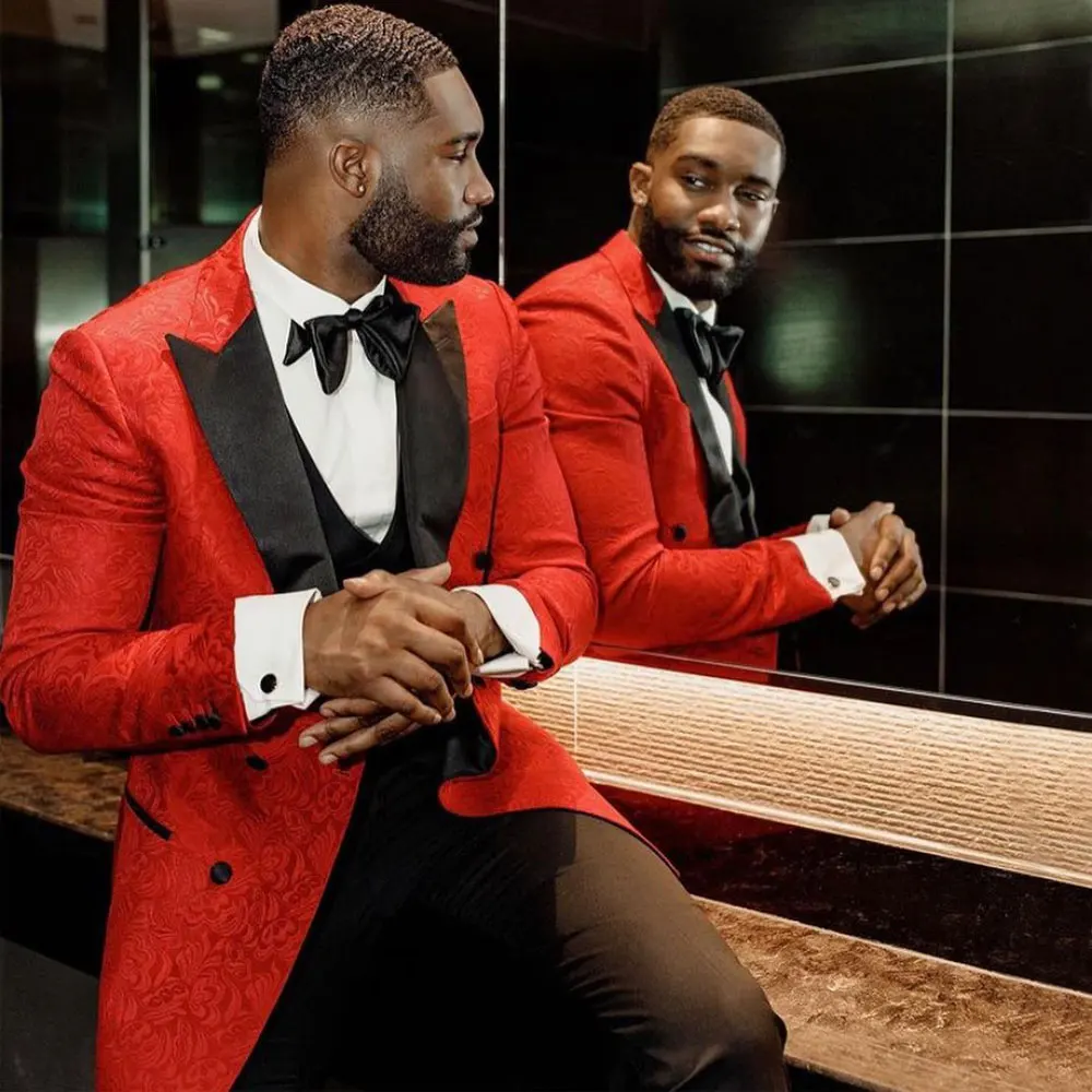 

Red Jacquard Men's Suits Peaked Lapel For Wedding Male Blazer Pattern Tuxedos Double Breasted Prom Jackets With Vest Pants